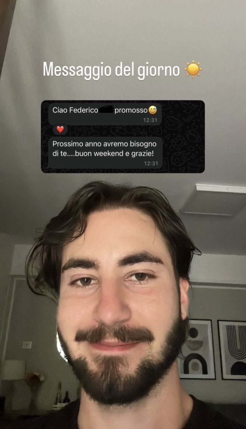 Genitore comunica che il figlio è stato promosso e prenota le lezioni anche per l'anno prossimo
